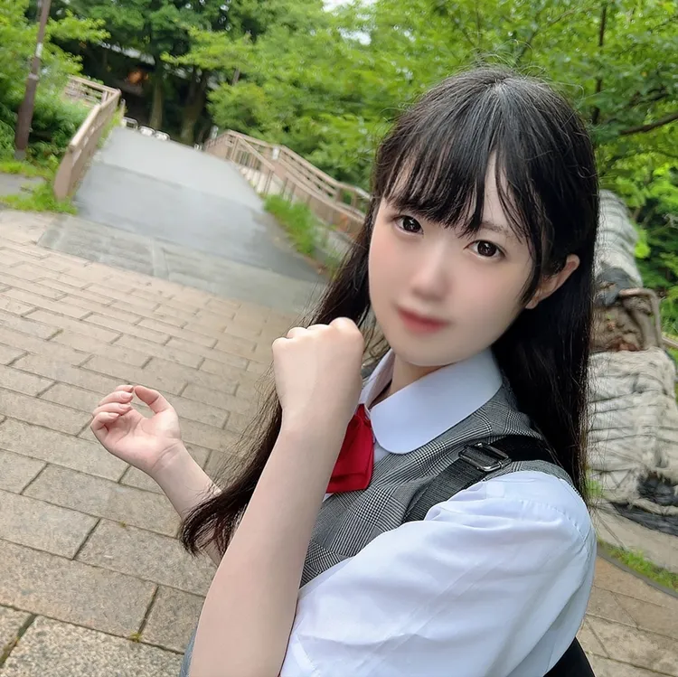 FC2 PPV 3065172 【顔出し・初撮影】個数限定！【無修正】汚れた大人を知らない心を閉ざした無垢で幼い女子生徒・・・いたいけな身体にゴム無し連続膣内射精！！童顔を歪め悦び悶える痴態がたまらなかった・・・