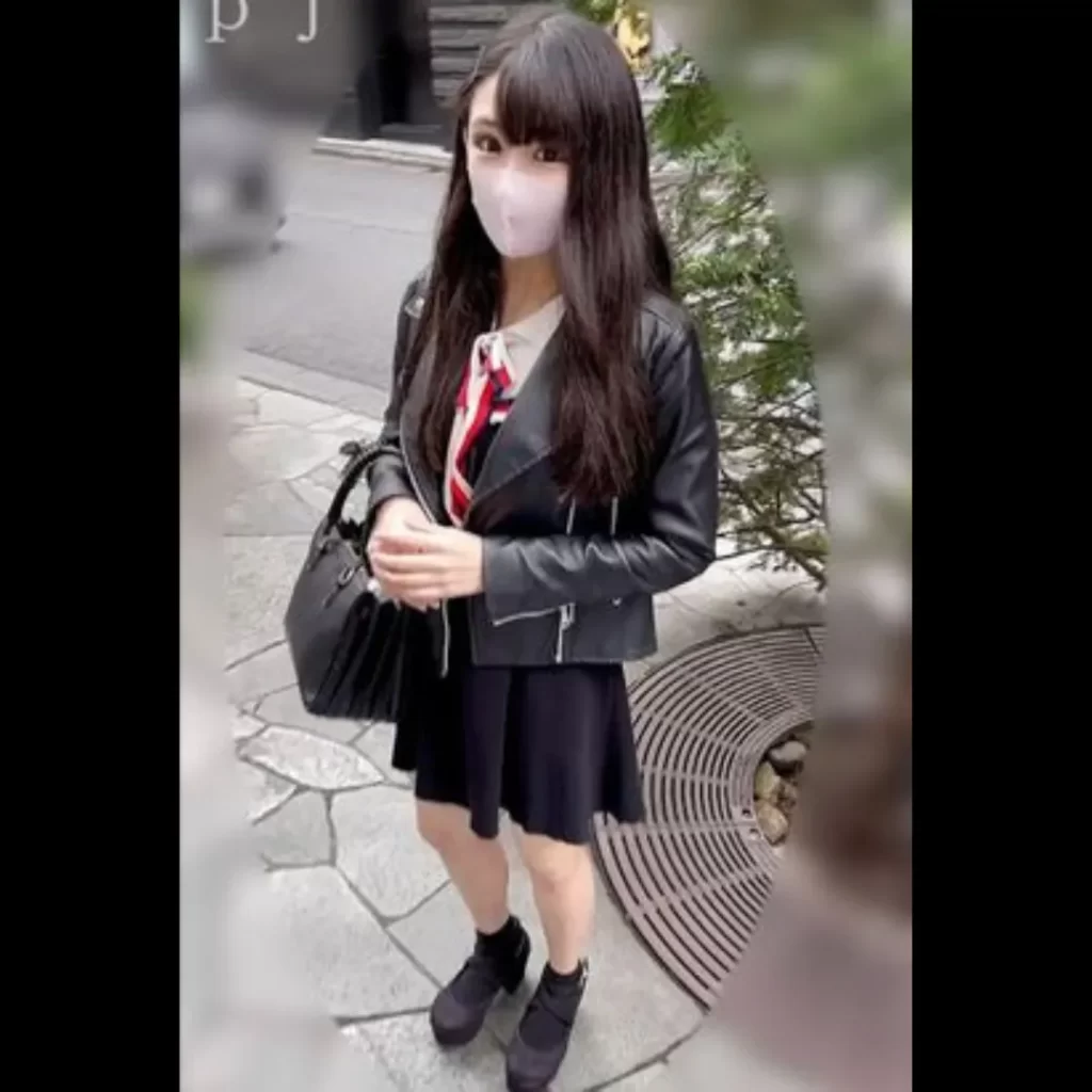 FC2 PPV 3080432 【顔出し】23歳事務員OLさん。白目剥きながらアヘ顔晒してお〇のためにハメ撮りでます４ →「おと〇さんおか〇さんごめんなさい～っっぁあああ！イグゥゥウ～！！」エグイ喘ぎ声とアヘ顔ダブルピースでイキまく