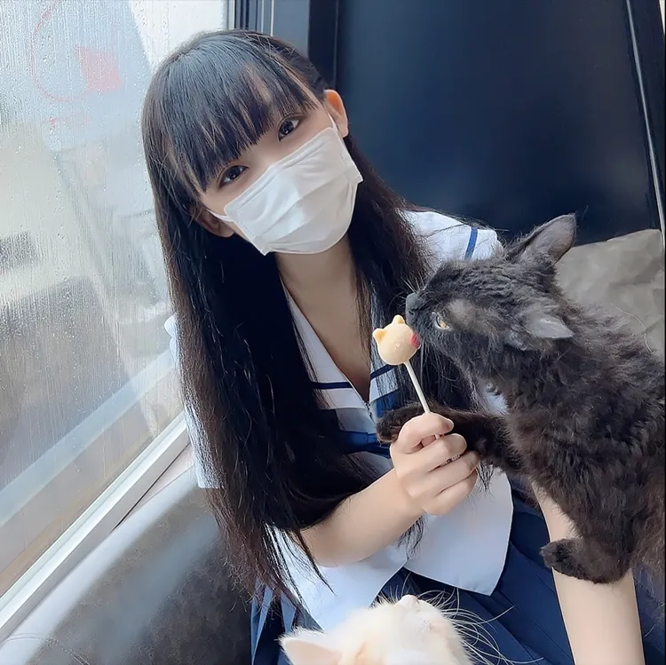 FC2 PPV 3102525 個数限定！！【無修正】従順で幼気なルックスに隠された裏の顔・・・清純でウブな見た目からは想像もできない程敏感で体液が交わり絶叫しながら乱れ狂う女子生徒にゴムなし膣内射精！！